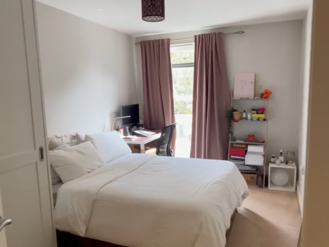 Double en-suite bedroom in 2 bedroom flat, Brixton Main Photo