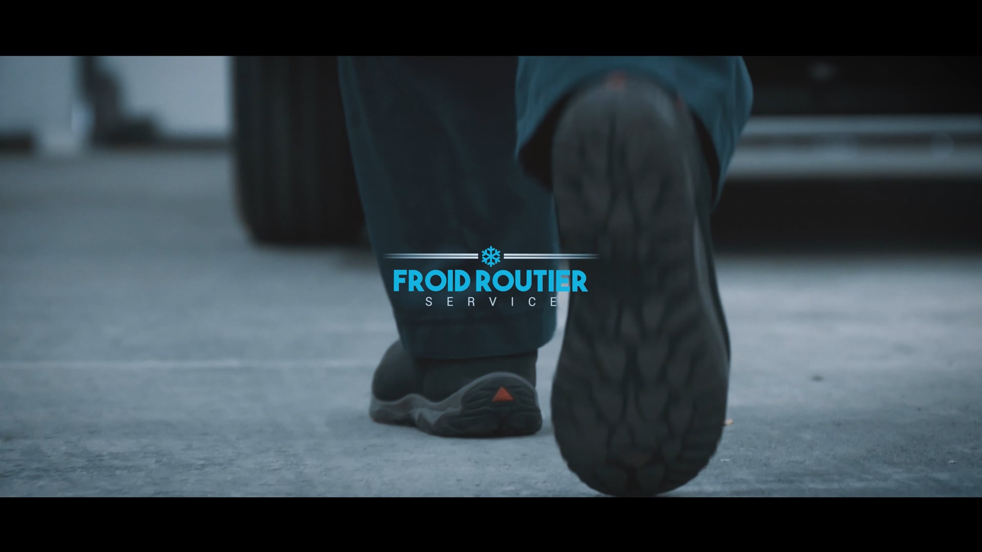 Froid Routier Services "Montage d'une cellule frigorifique"