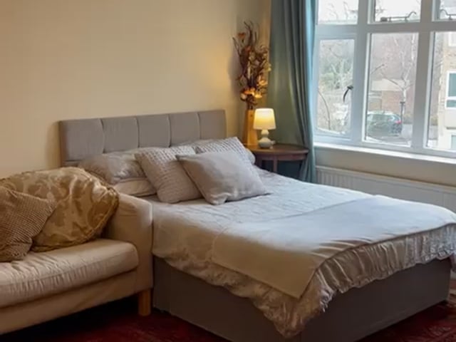 Video 1: Bedroom 1: £1100 - available October 1st