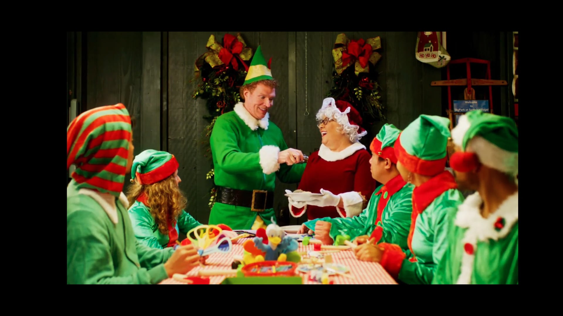 Promotional video thumbnail 1 for The Elf - Will Ferrell