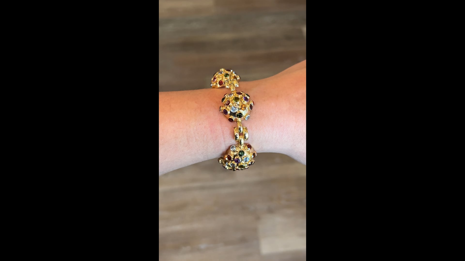 22.80 Round Cut Sputnik Style Bracelet in 18k – Filigree