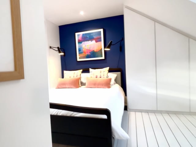 Video 1: King size bed with fitted wardrobes