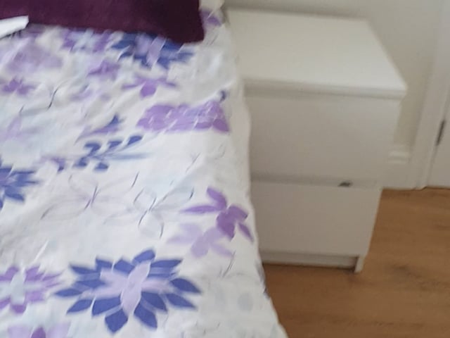 Nice and airy furnished double bed Main Photo