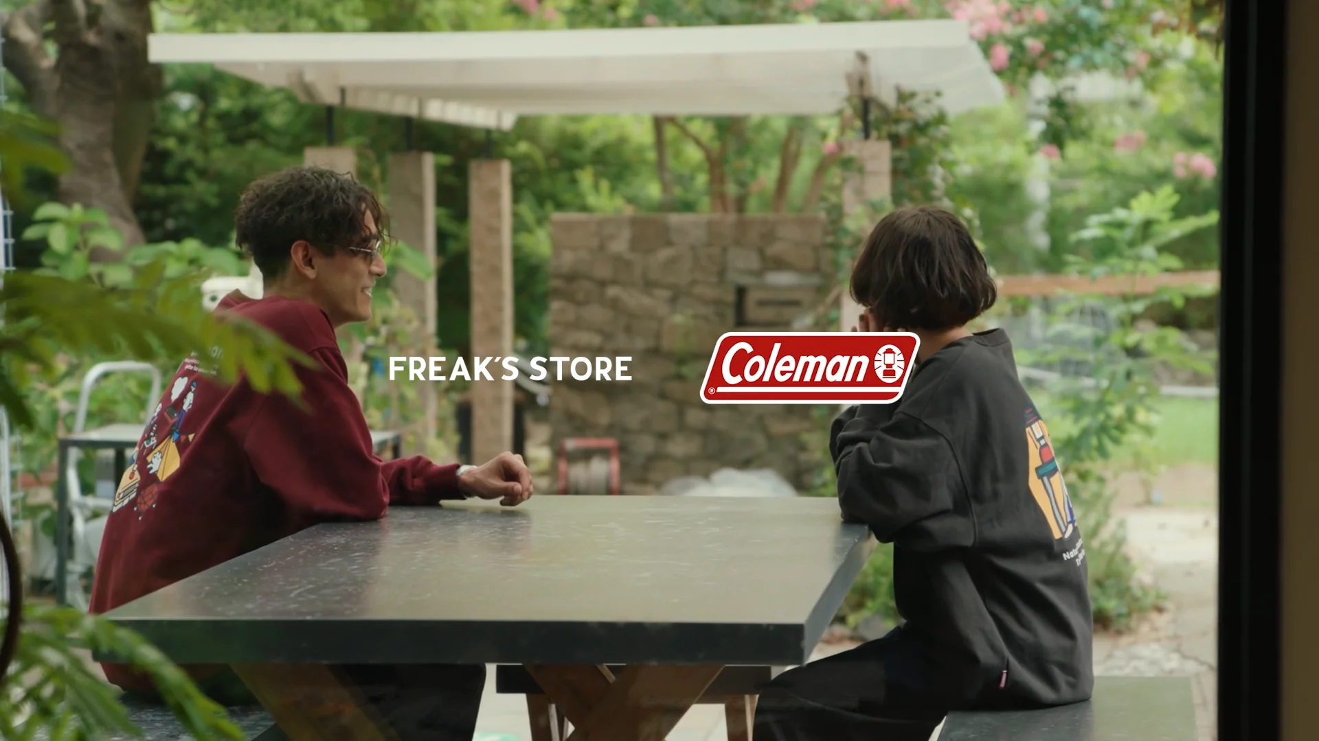 Coleman/別注 バックプリント クルーネックスウェット Coleman/別注 バックプリント クルーネックスウェット