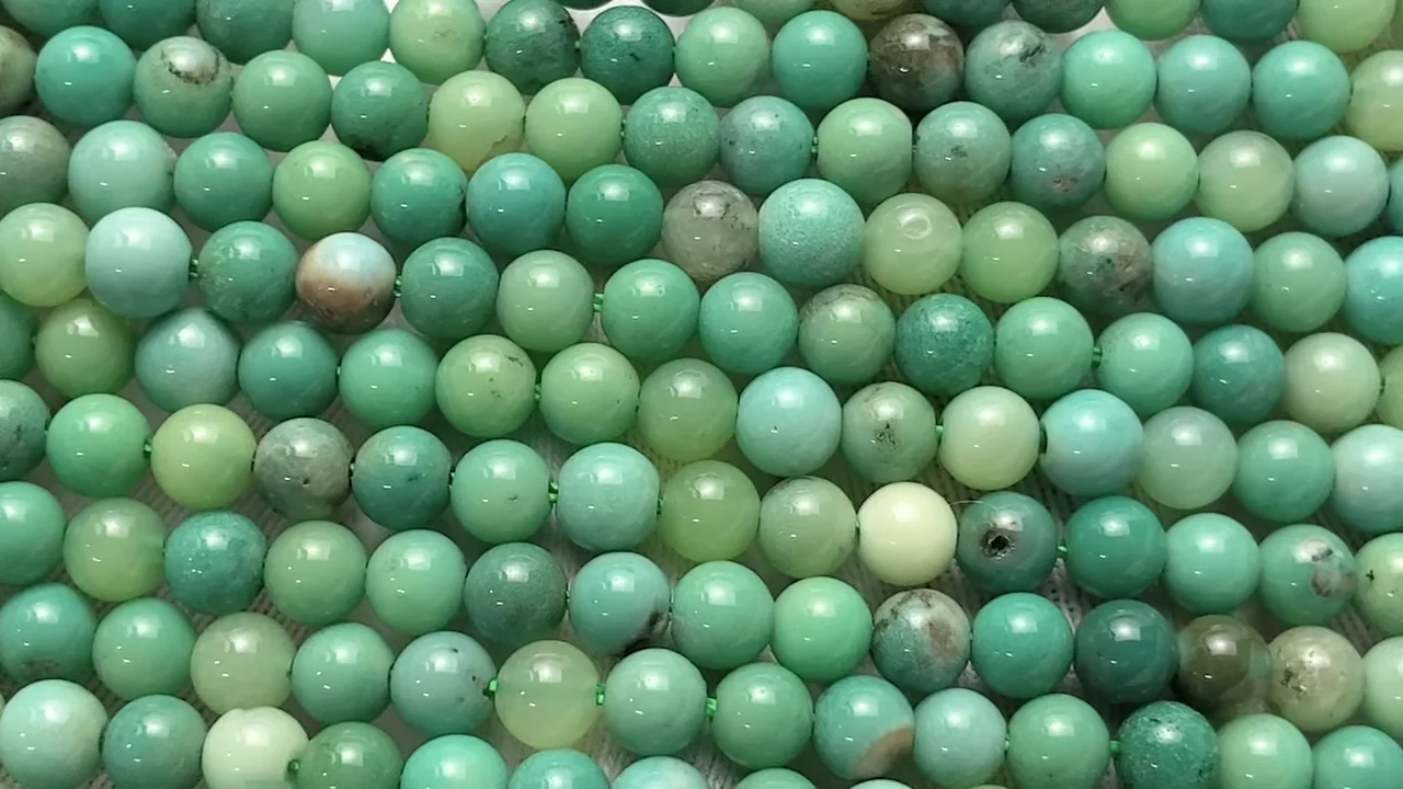 天然色グリーンカルセドニー ラウンド4mm 1連｜天然石ビーズの卸問屋