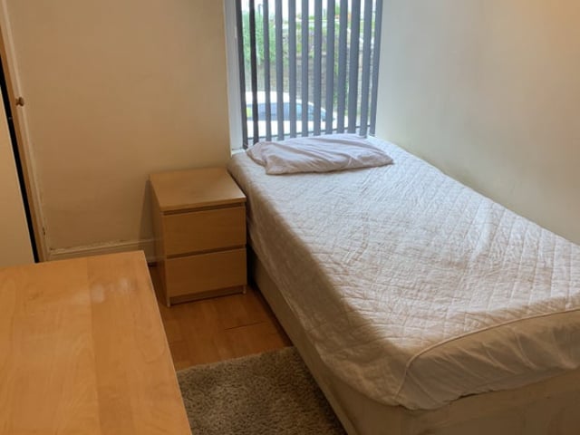 Great value single room in shared house  Main Photo