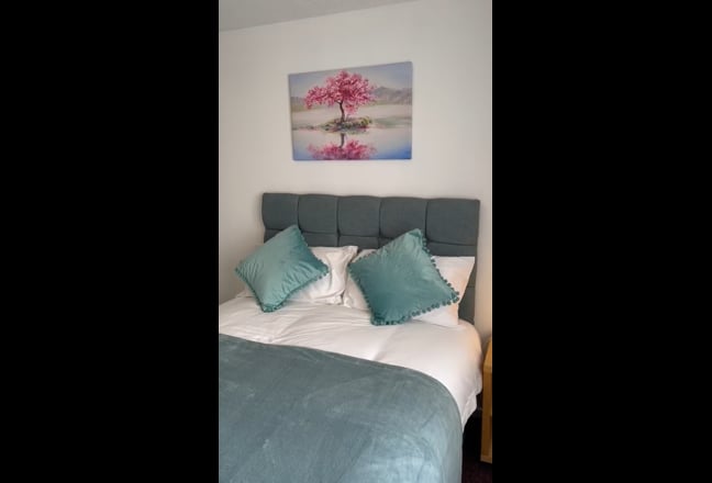 Lovely Double Room in Headington Area Main Photo