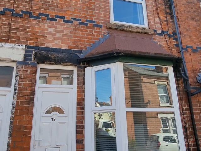 **  Two Rooms Left in Lovely House  ** Main Photo