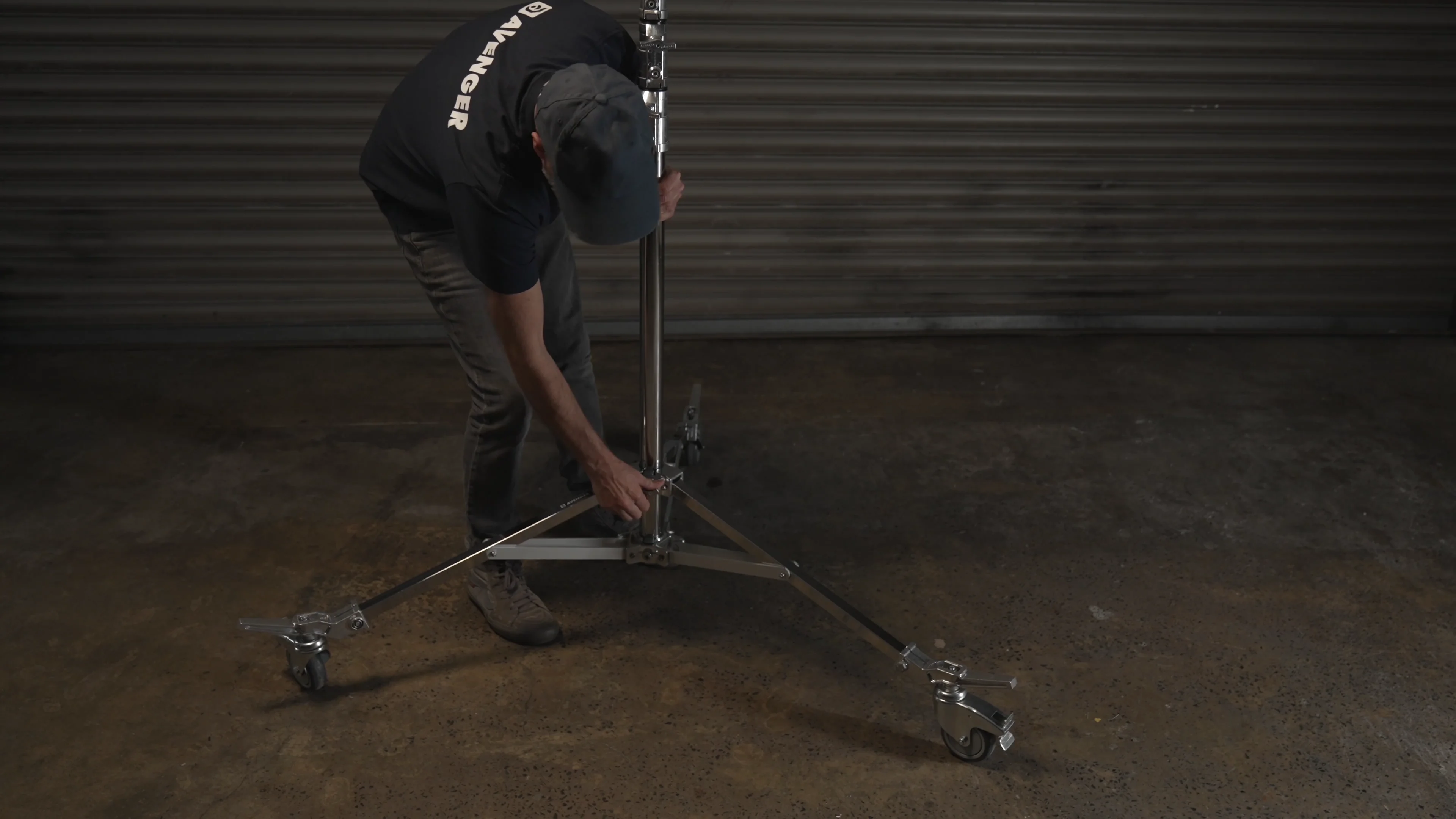Avenger Roller Stand 42 with low base - A5042CS | Manfrotto Avenger Roller Stand 42 with low base - A5042CS | Manfrotto