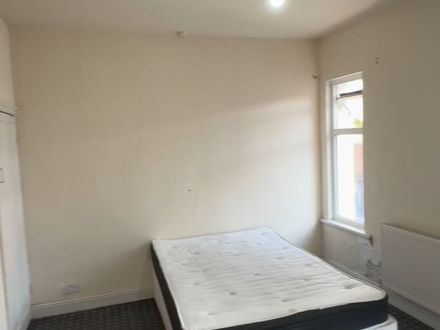 Video 1: Room 1 for Rent PM