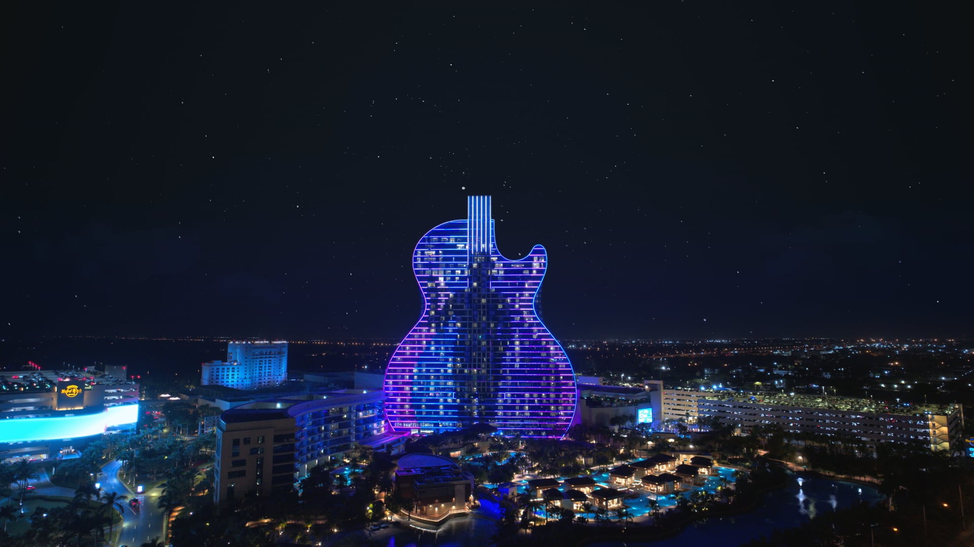 HARD ROCK GUITAR HOTEL 2024