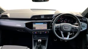 AUDI Q3 2019 (19)