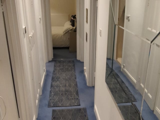 Double room with a balcony for rent West Finchley Main Photo