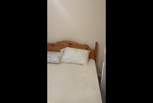 Tow double room for rent  Main Photo