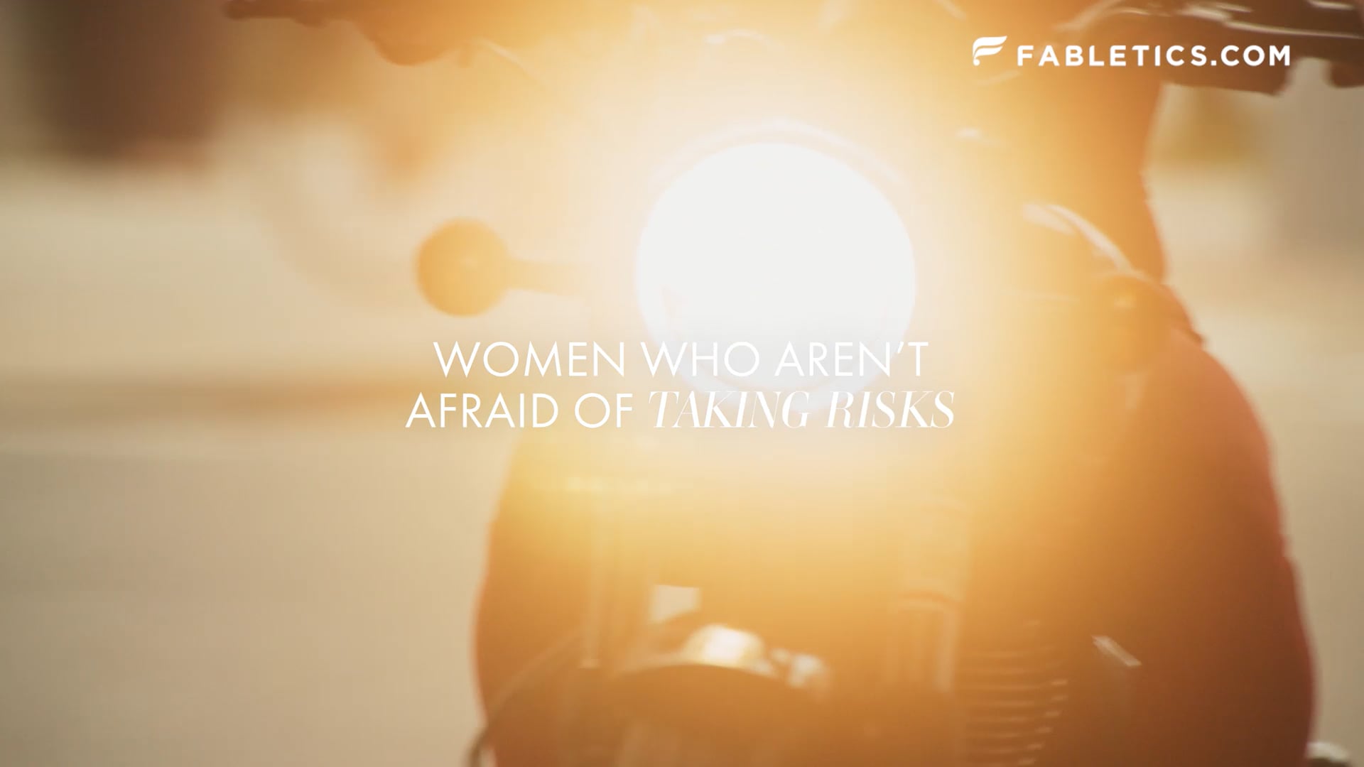 Fabletics Luxe 360 x "Alive in the City