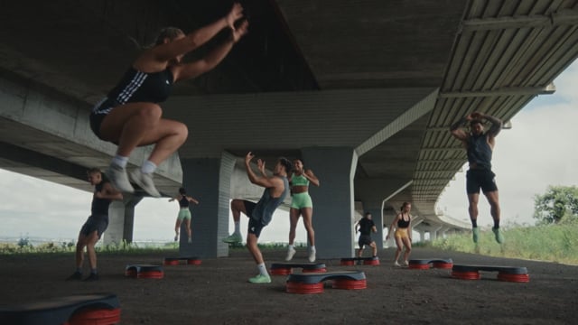 Adidas - Feel Your Strength 