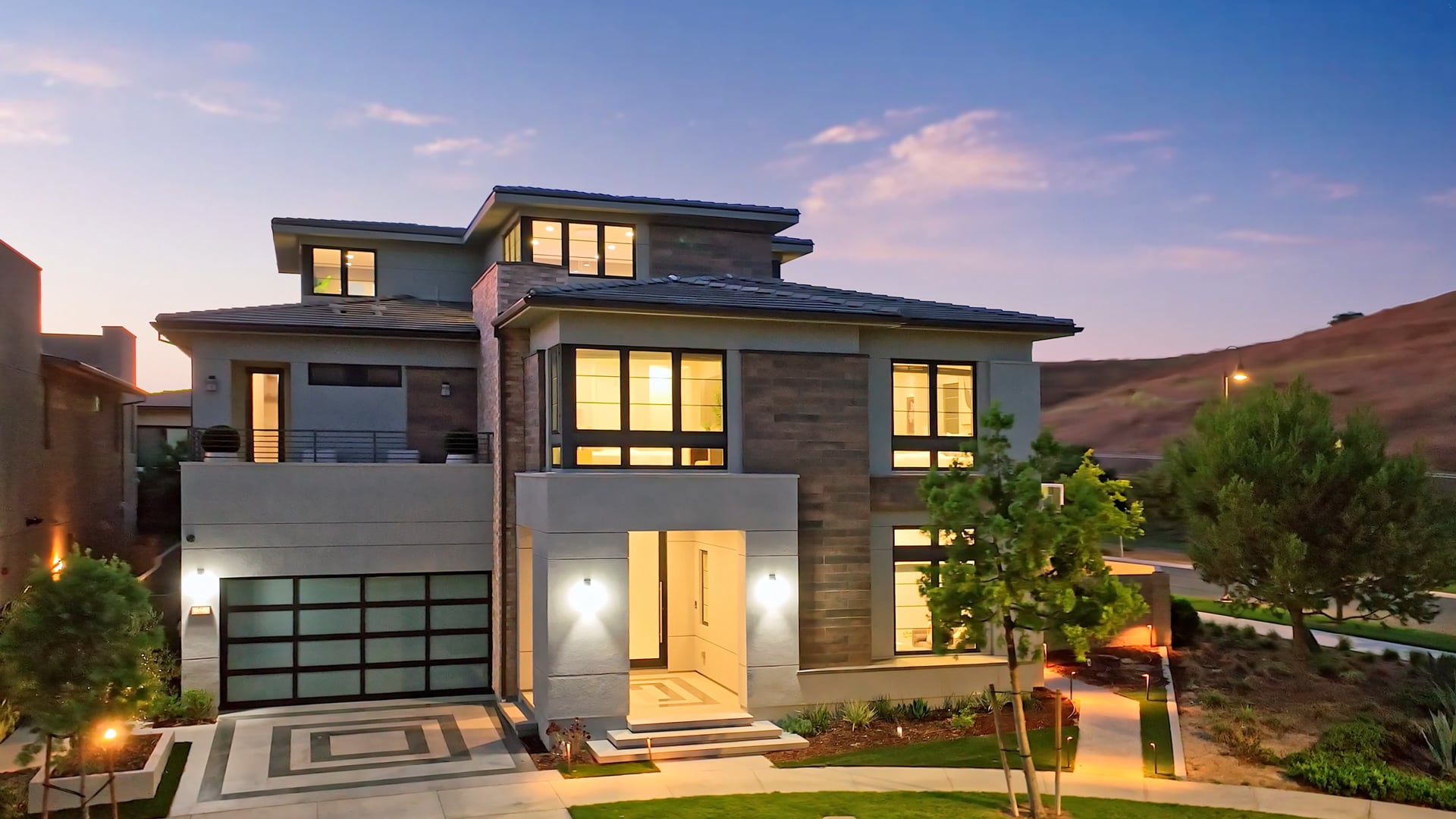 51 Shapely, Irvine - Blake Finnila