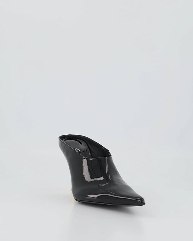 VADER  · Black Patent