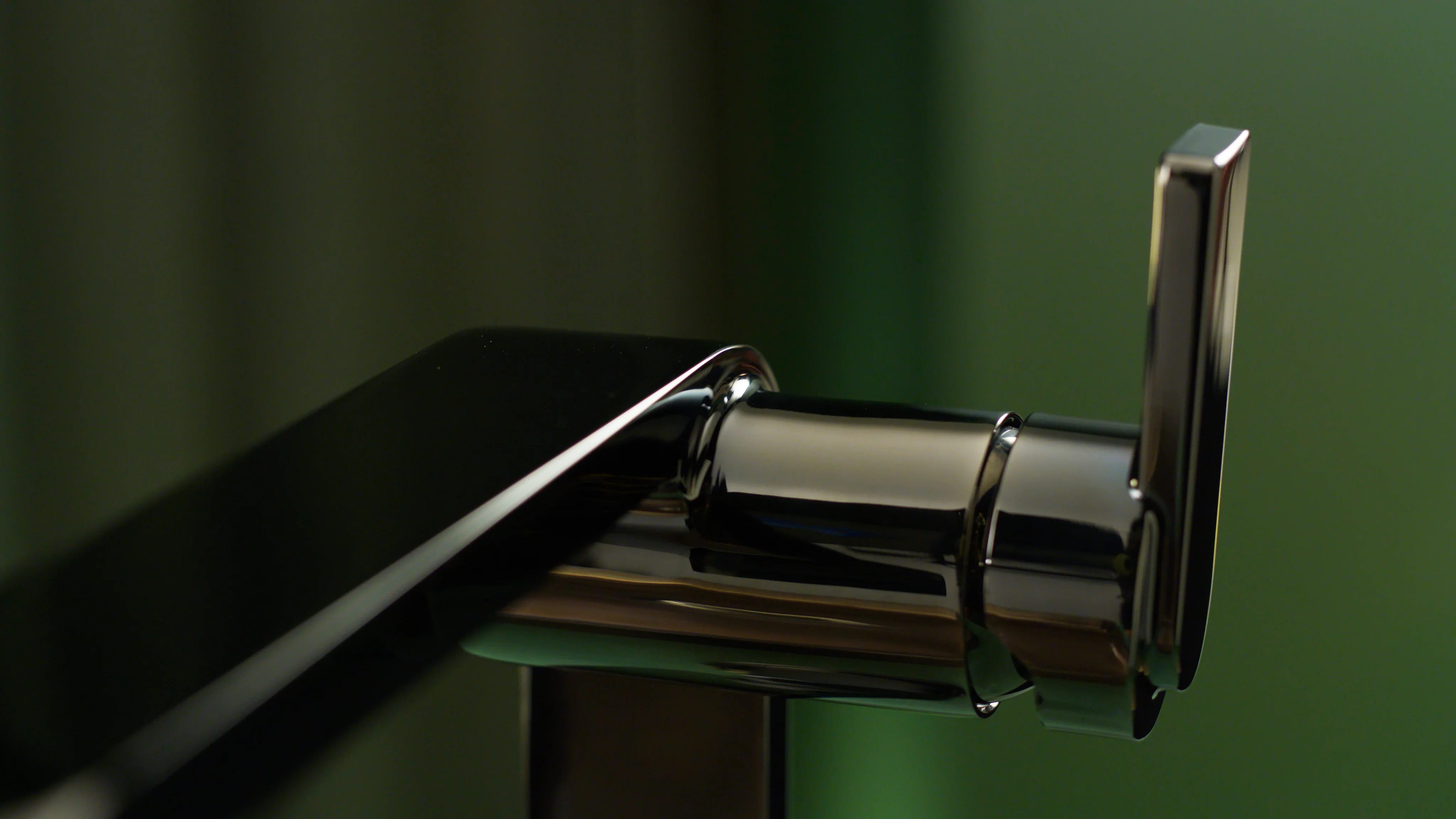 【R&B】Kahlista One Single-Control Single-Hole Sink Faucet | P24409-00