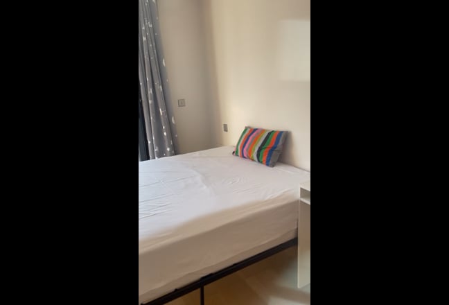 Immaculate Modern Double room with balcony Main Photo