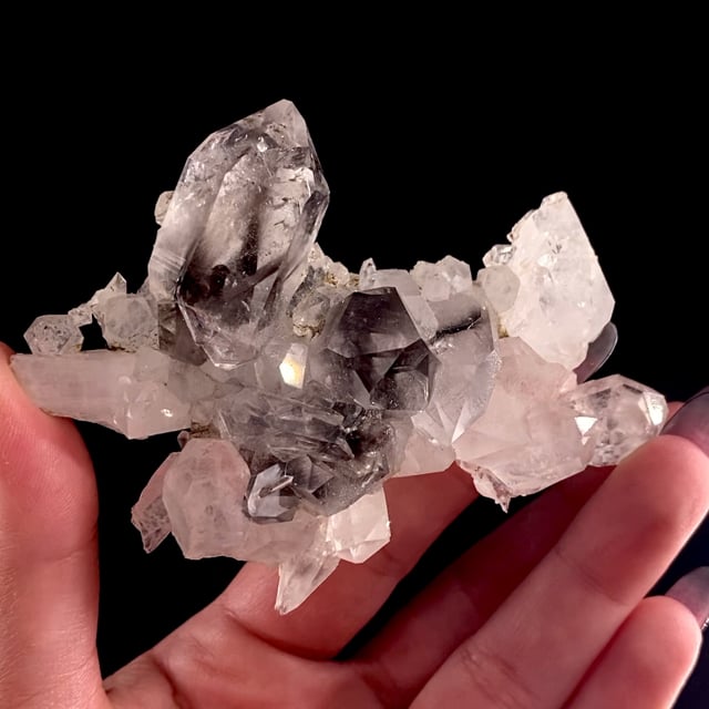 Quartz with Brookite and Rutile inclusions