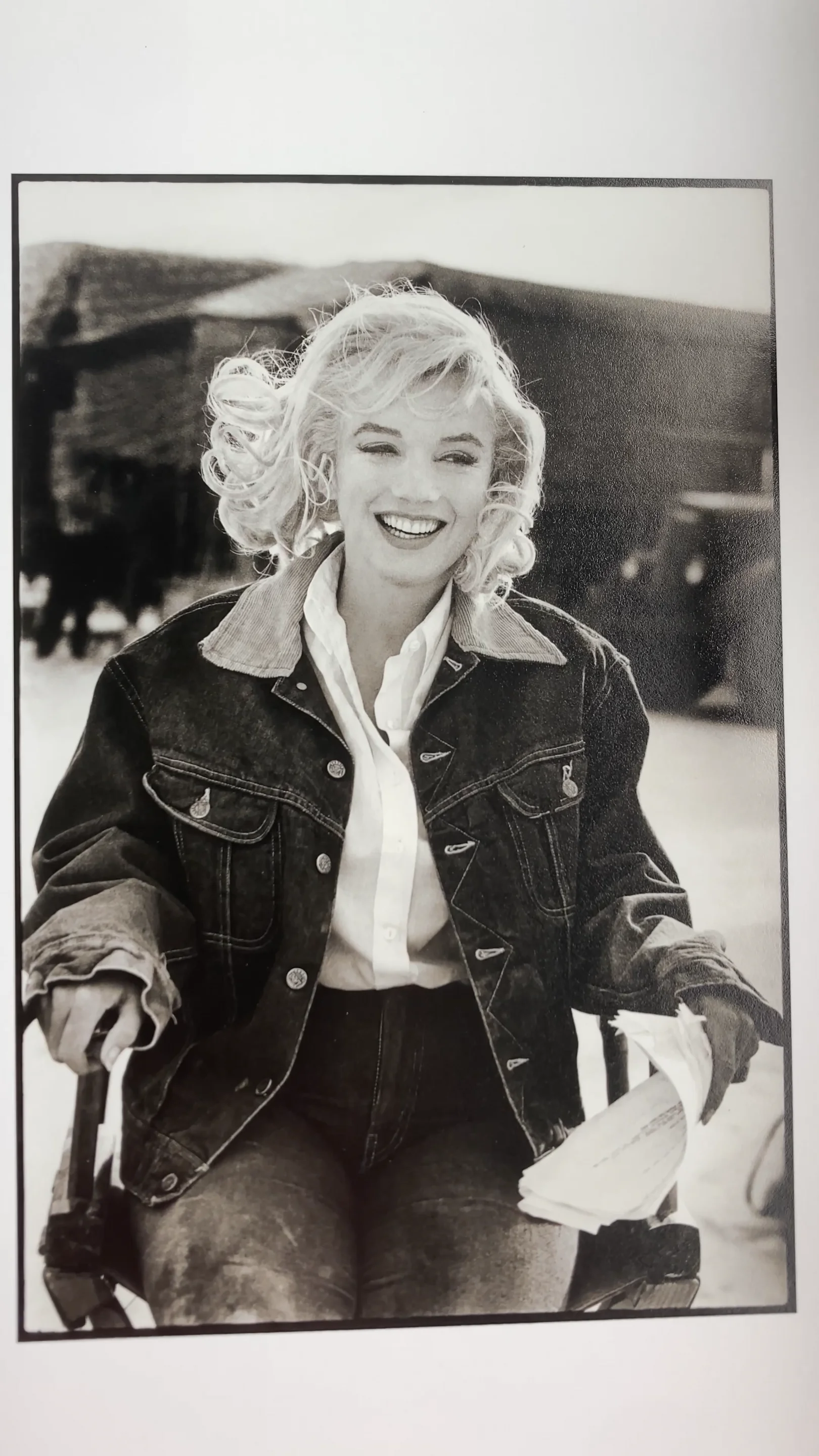 Previously unpublished, limited edition print: Marilyn Monroe on