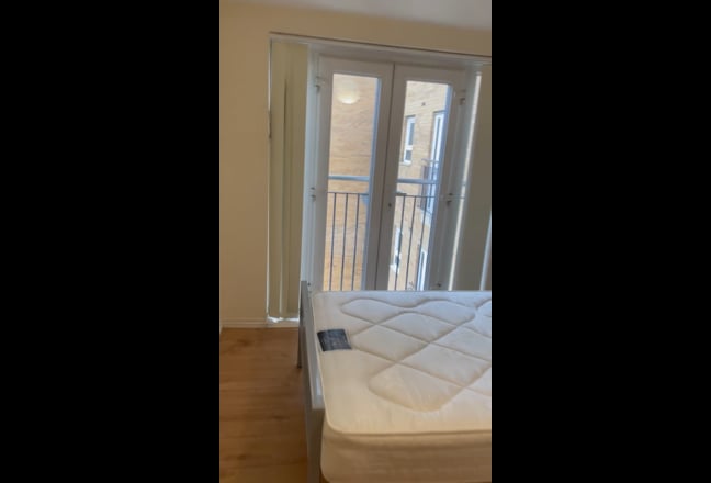 2 Bed Flat; Close to City Centre & University Main Photo