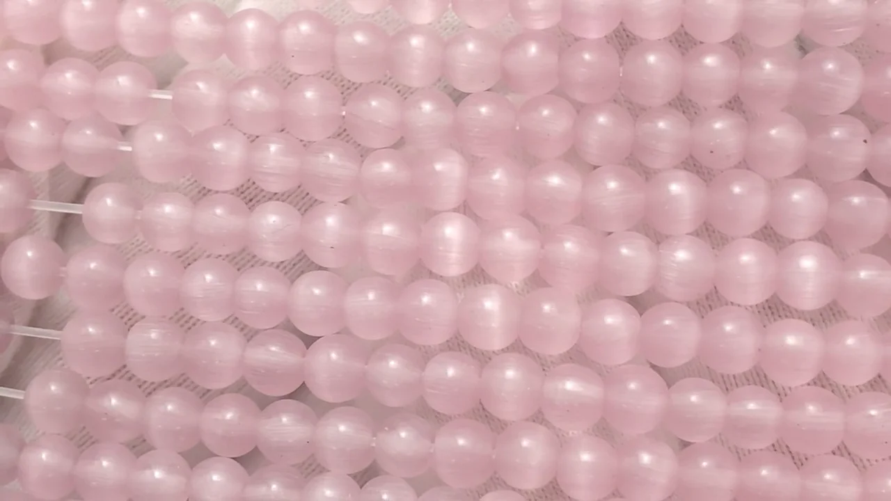 ピンクカラーキャッツアイ ラウンド4mm 1連｜天然石ビーズの卸問屋