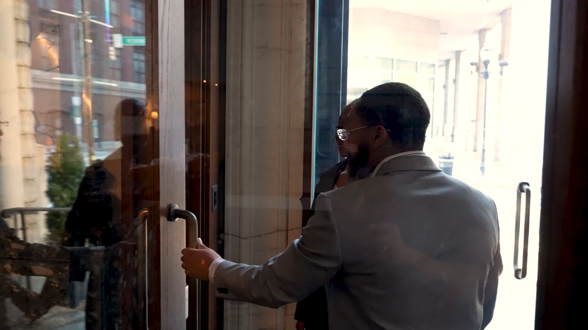 Zander's Restaurant Commercial