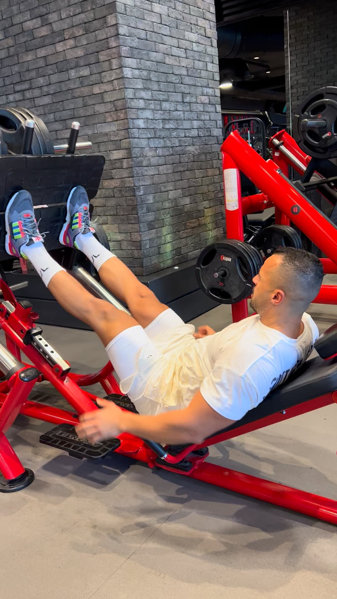 leg press machine o2