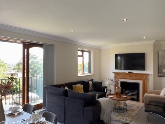 Stunning new 4 bedroom flat Video Walkthrough Main Photo