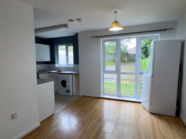 2 Bedroom Flat - Ready to move-in Main Photo