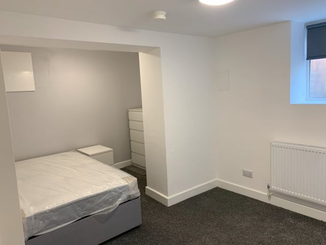 Brand New Double En-Suite - Wortley  Main Photo