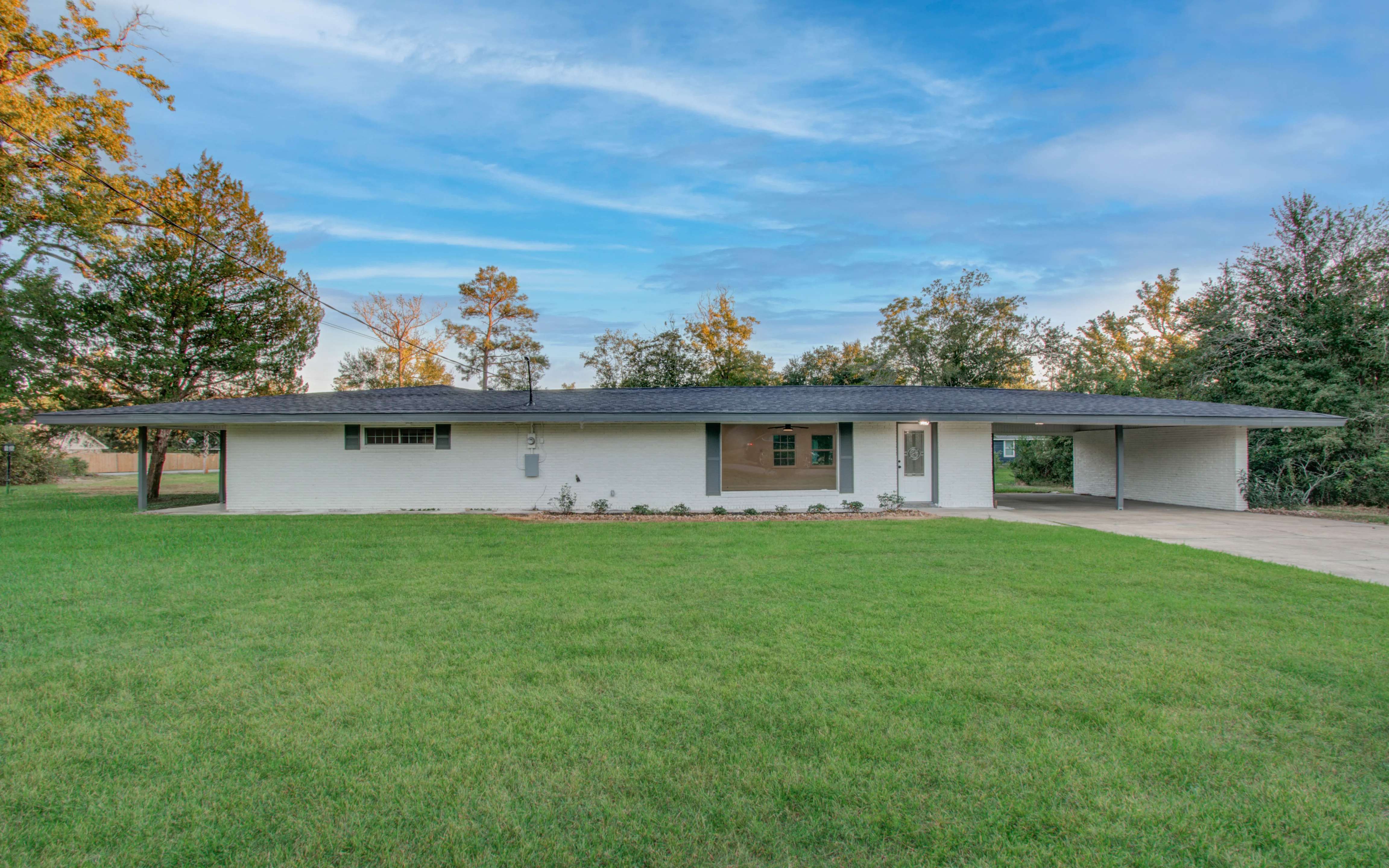 2223 33rd St, Orange TX 77630