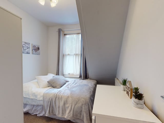 Cosy room near Clapham Common! Female preferred!✨  Main Photo