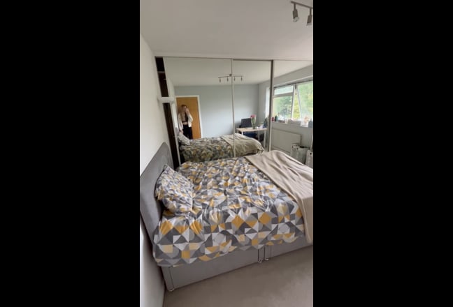 ✨ Spacious Room in Chiswick Available Immediately Main Photo