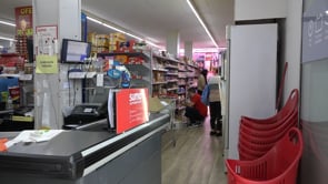 Supermercats de l'Escala comencen a aplicar l'increment de l'IVA en els aliments bàsics