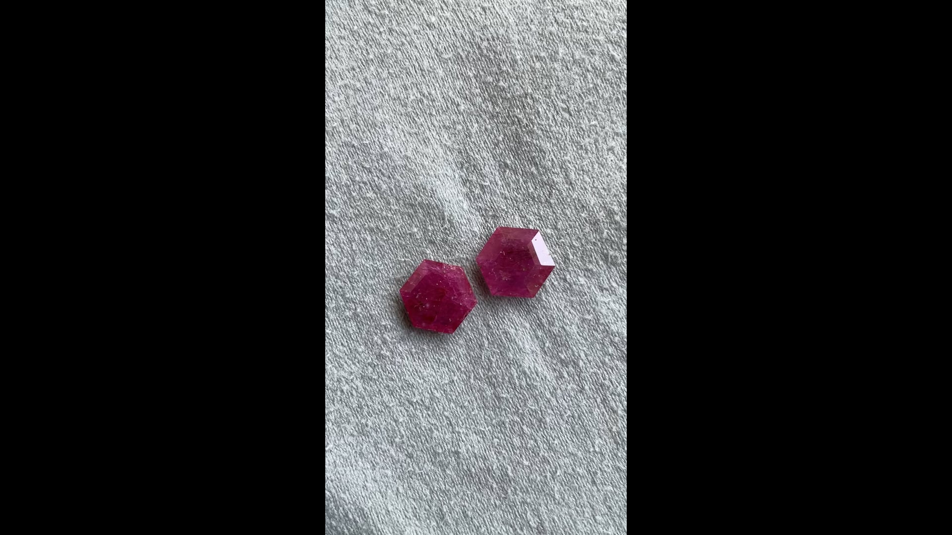 Rubis Du Mozambique 5,06 Ct Traité - Forme Cœur - Coupe Ovale, Transparence, Très Bonnes Finitions