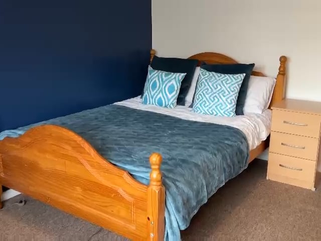 🛌 Double Room - Shared House  Main Photo