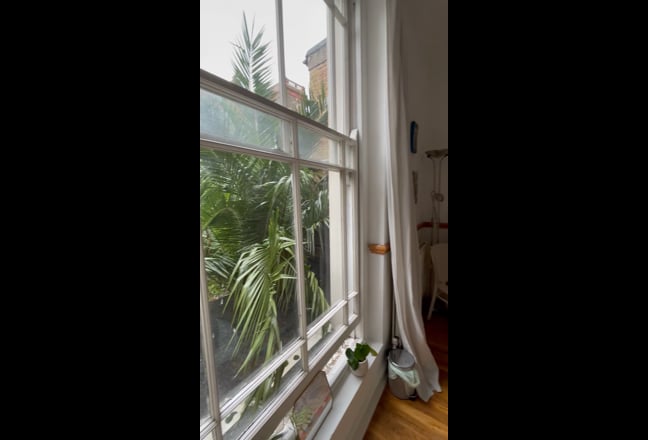 Spacious Double Room near Oval 🌺 Main Photo