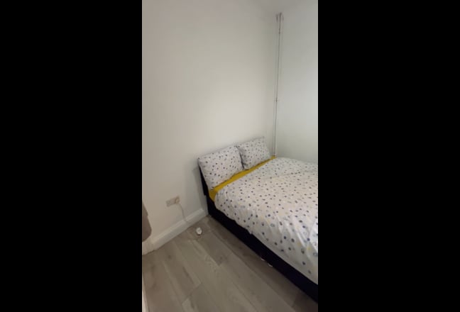 Double room £775/month  Main Photo