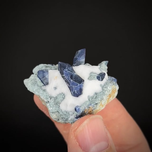 Benitoite on Natrolite