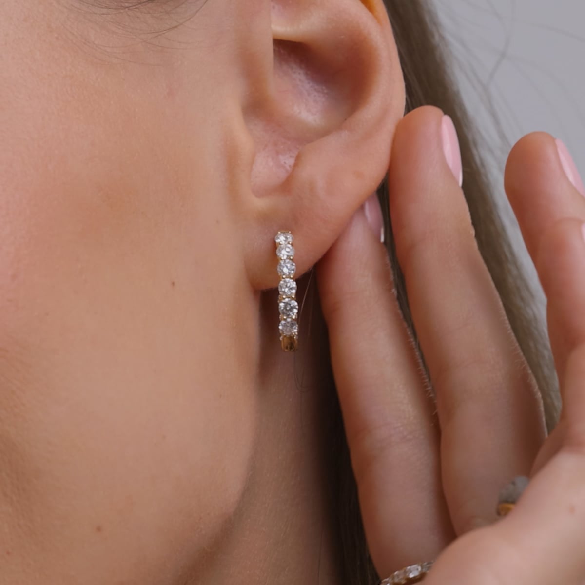 product video 2 for 2 ctw Round Lab Grown Diamond Oval-Shaped Inside Out Hoop Earrings