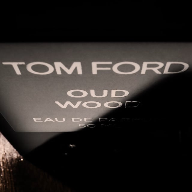 TOM FORD Oud Wood Eau De Parfum Decanter 250ml