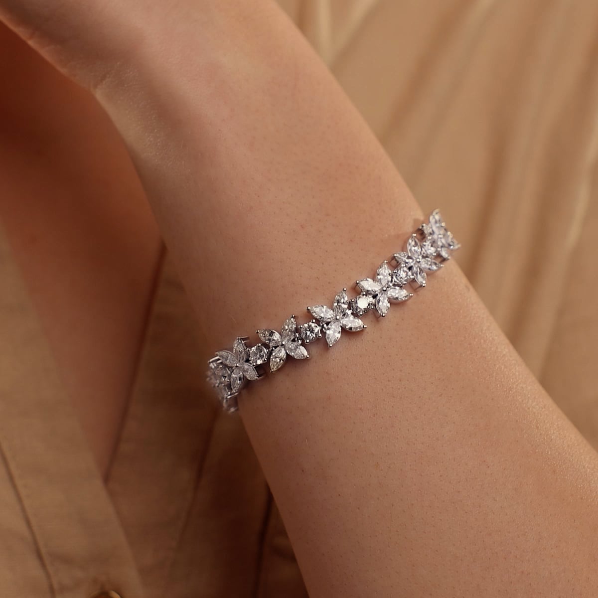 product video 2 for 17 7/8 ctw Marquise Lab Grown Diamond Flower Bracelet - 7 Inches