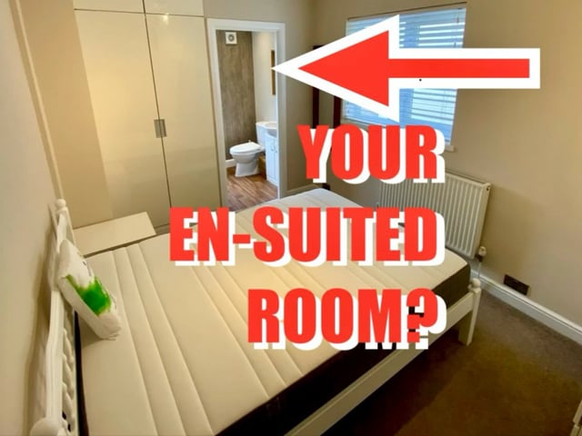 Double En-suite Room in a Prime Location Main Photo