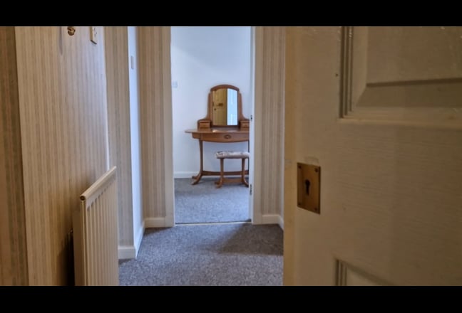 Top Floor 2-Bed Flat in Stirling Main Photo