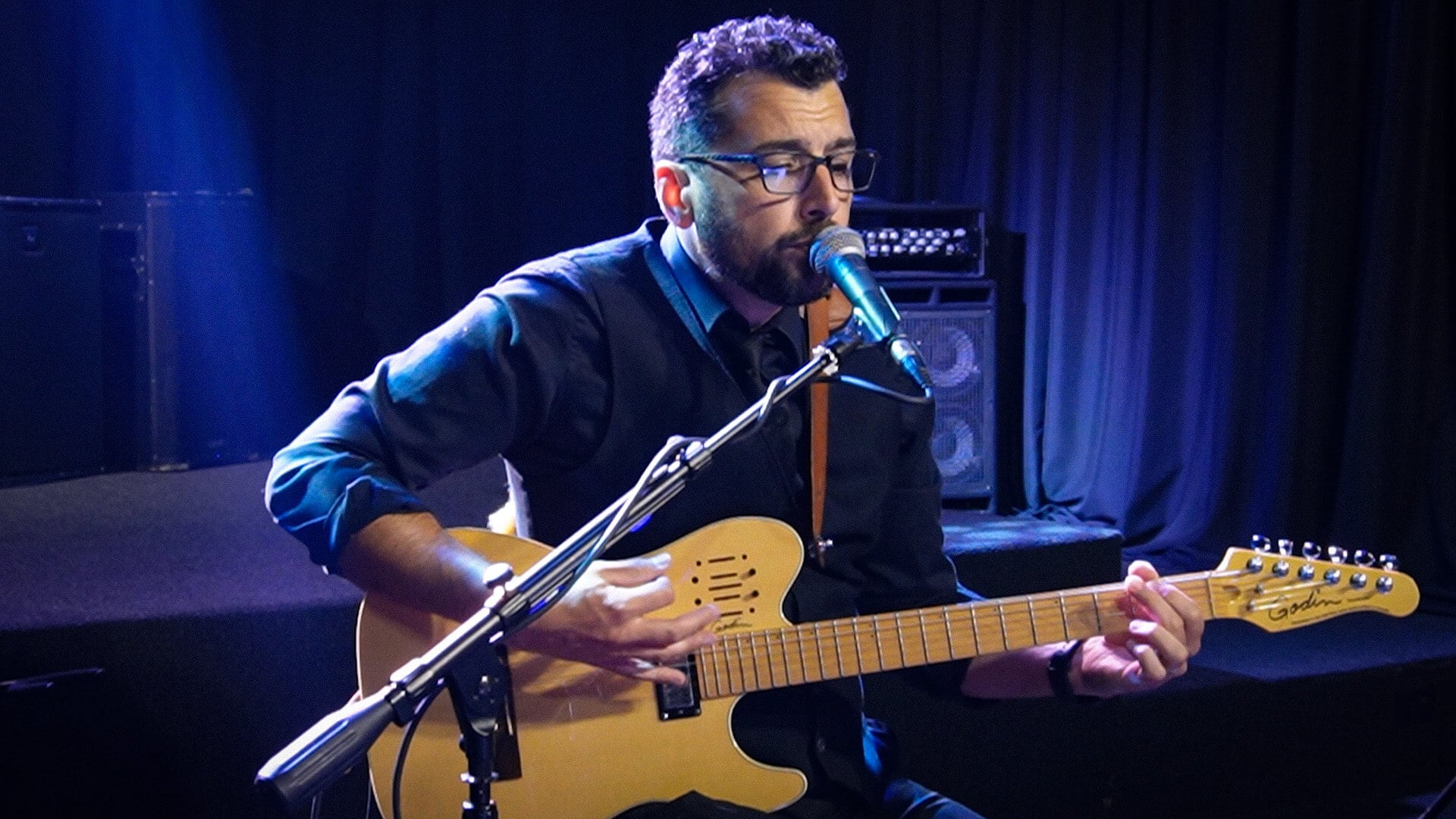 Solo Guitar and Vocals - Joe Napoli