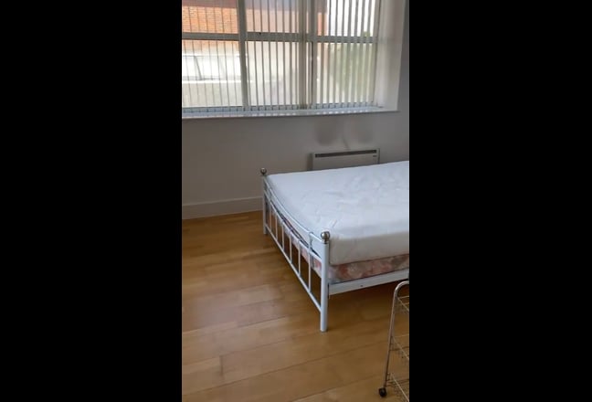 Ensuite double room in Holloway Road Main Photo