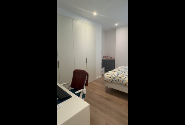 Double room in FEMALE only flat East Village  Main Photo